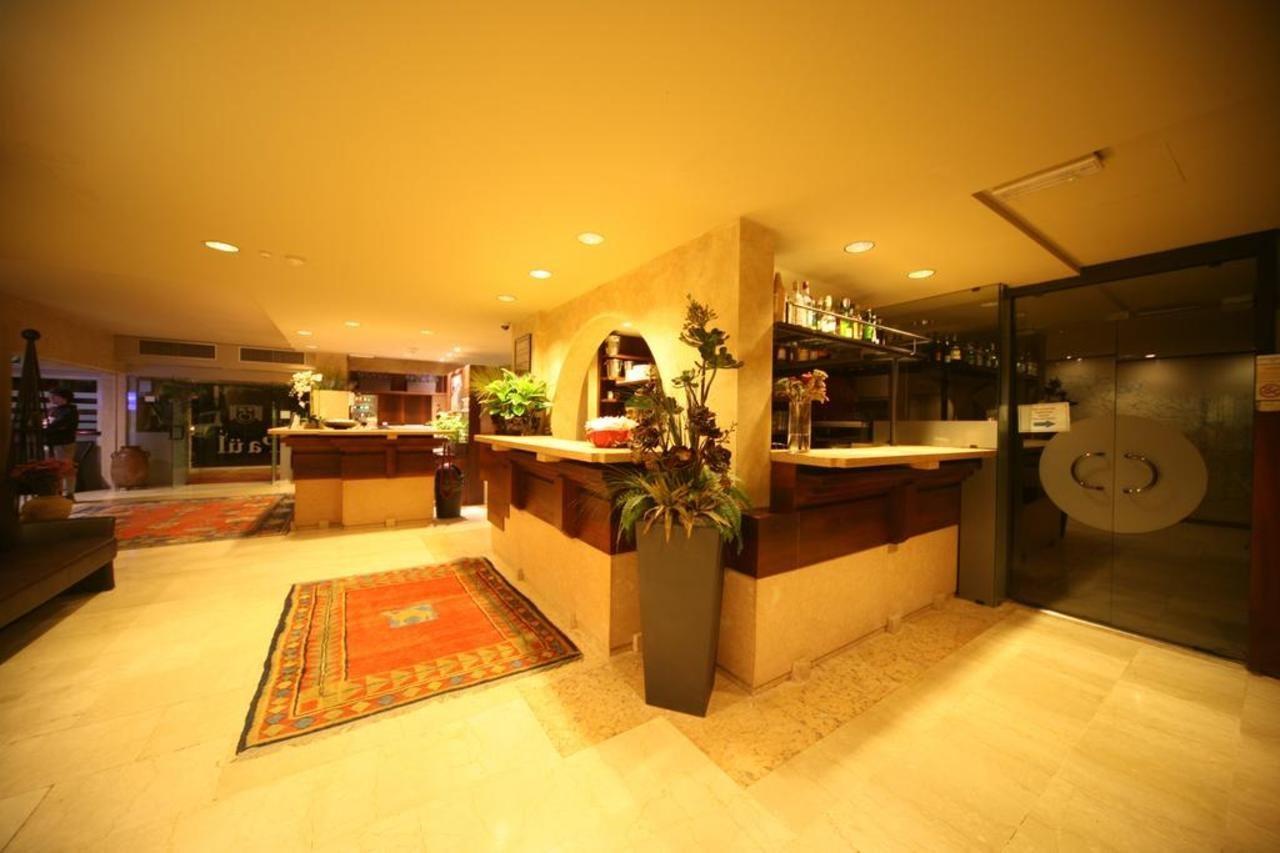 Hotel La Pauel Сирмионе Экстерьер фото