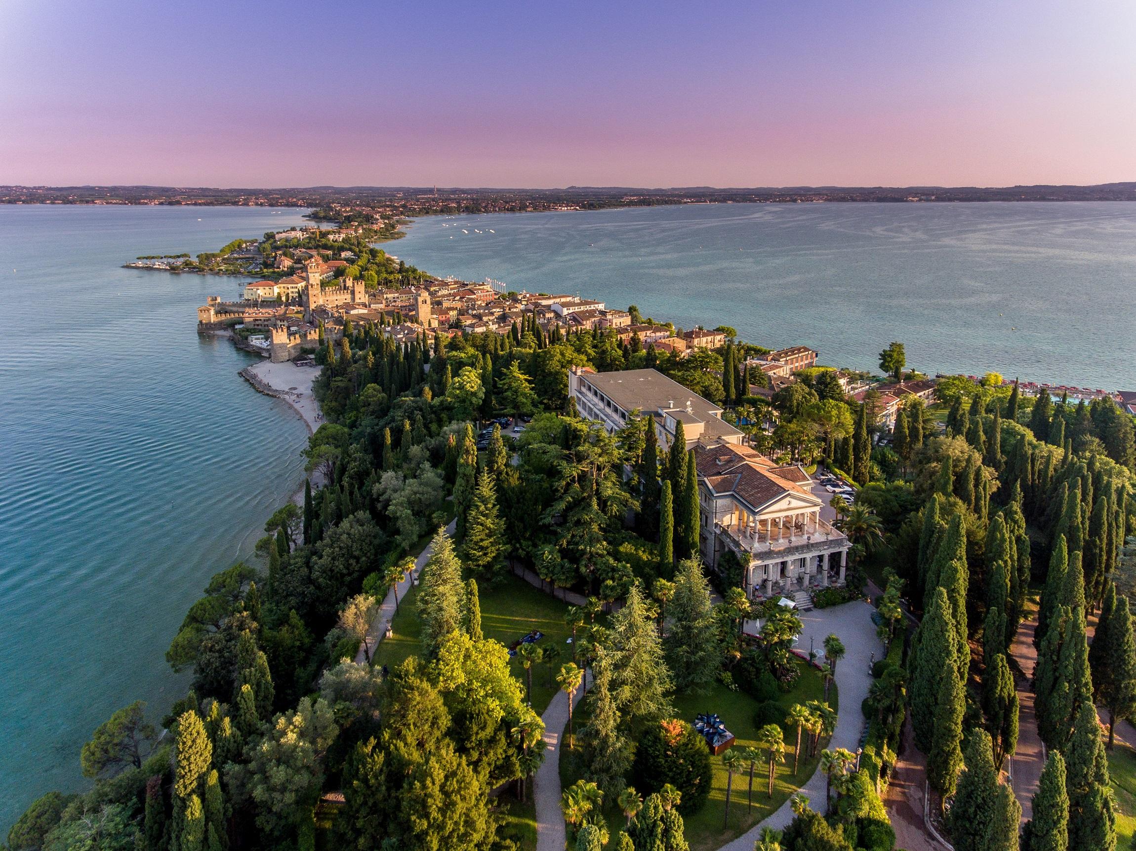 Hotel La Pauel Сирмионе Экстерьер фото