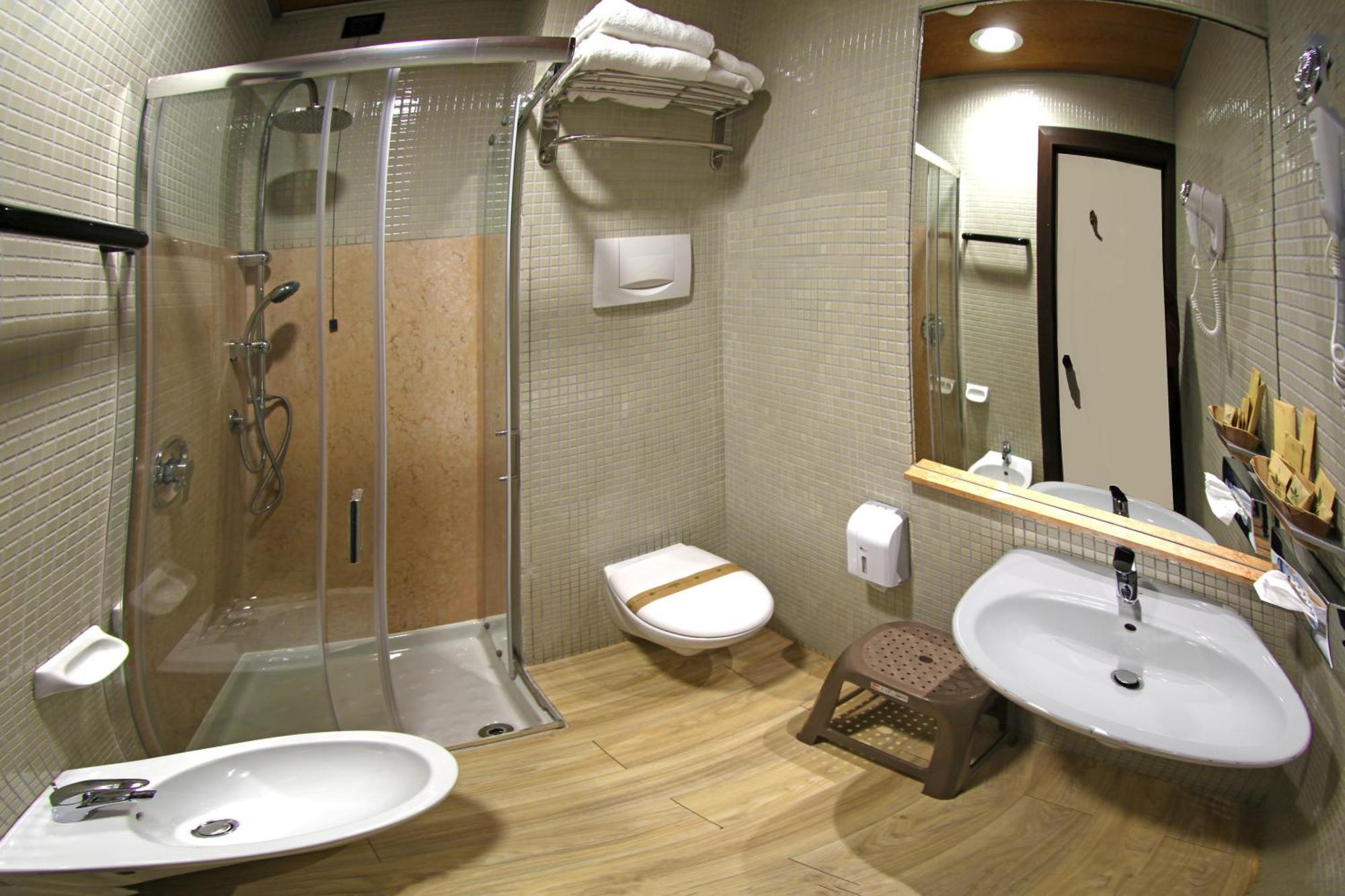 Hotel La Pauel Сирмионе Экстерьер фото